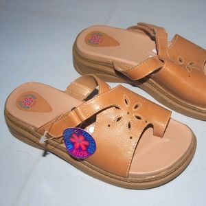Mootsies Tootsies Kids Sandals LilDalla NWOB 4M